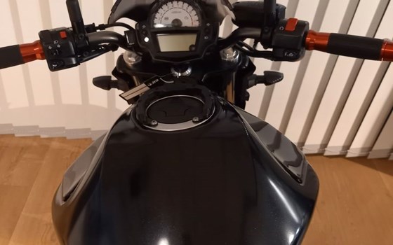 Gebrauchtmotorrad Kawasaki ER-6n - Bild 10