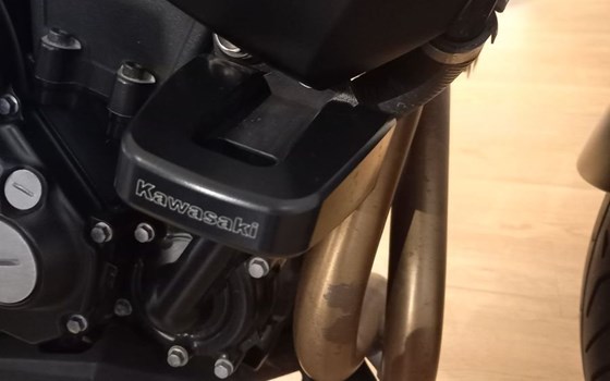 Gebrauchtmotorrad Kawasaki ER-6n - Bild 14