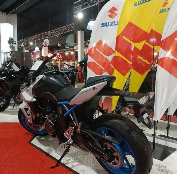 Offer Suzuki GSX-8S Bild 4: Offer Suzuki GSX-8S