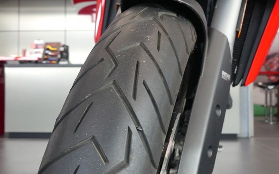 Gebrauchtmotorrad Ducati Multistrada V2 S - Bild 3