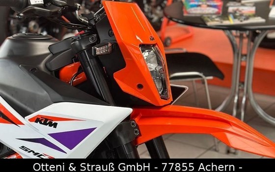 Neufahrzeug KTM 390 SMC R - Bild 4