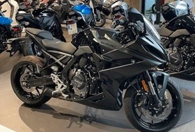 Suzuki GSX-8S