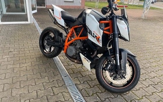 Gebrauchtmotorrad KTM 990 Super Duke R - Bild 6