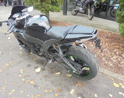 zum Vergrössern bitte anklicken!