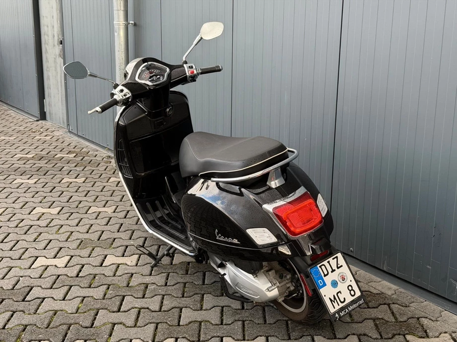 Angebot Vespa GTS 300 Super Bild 7: Angebot Vespa GTS 300 Super