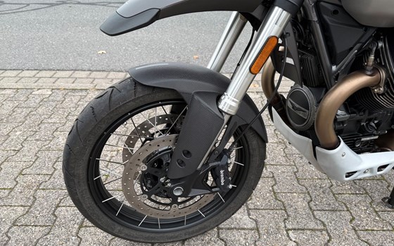 Gebrauchtmotorrad Moto Guzzi V85 TT Travel - Bild 11