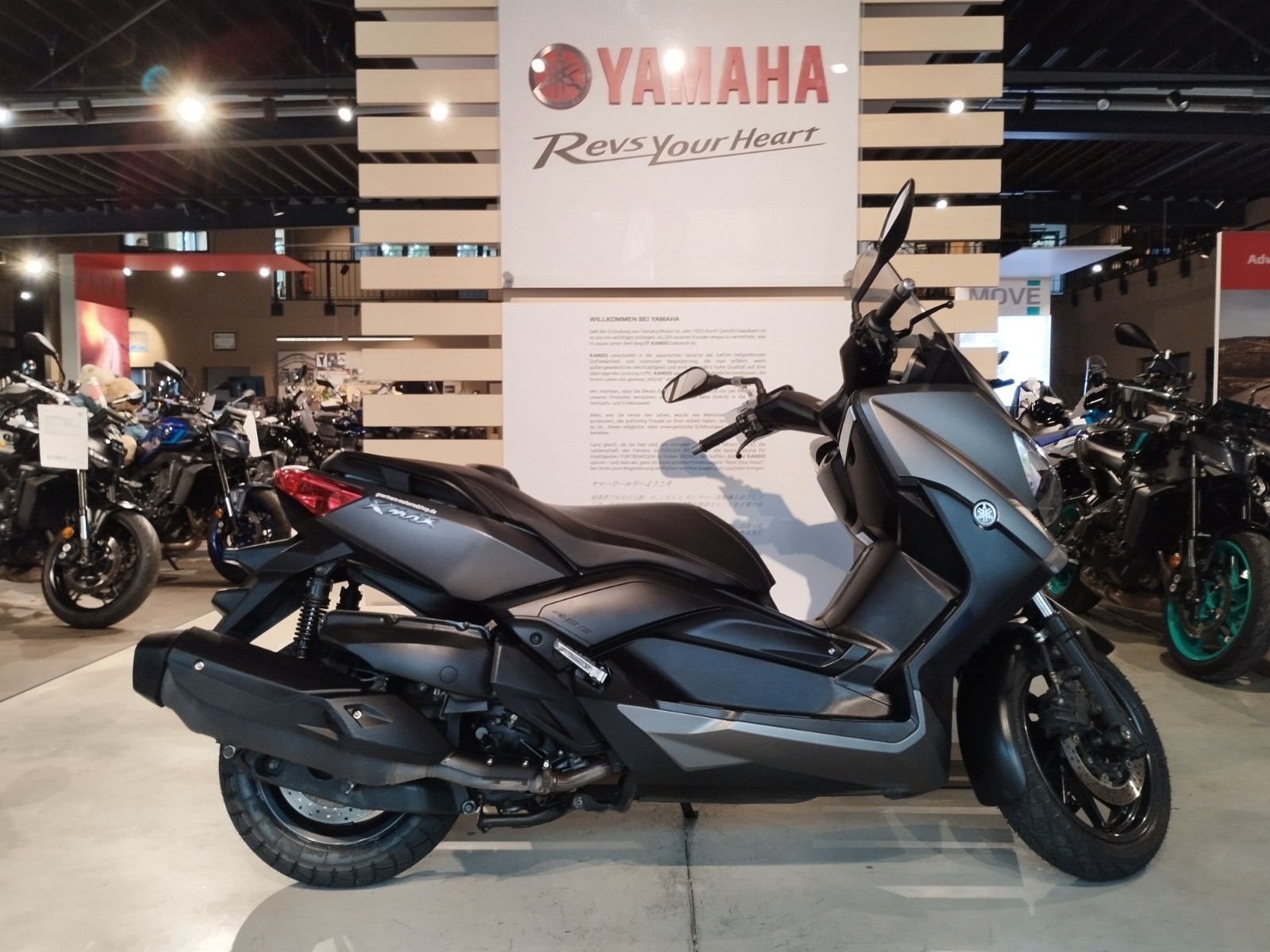 Yamaha XMAX 400 