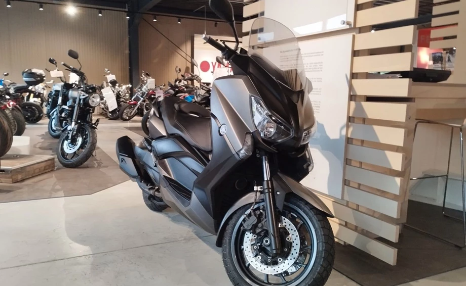 Angebot Yamaha XMAX 400 Bild 7: Angebot Yamaha XMAX 400
