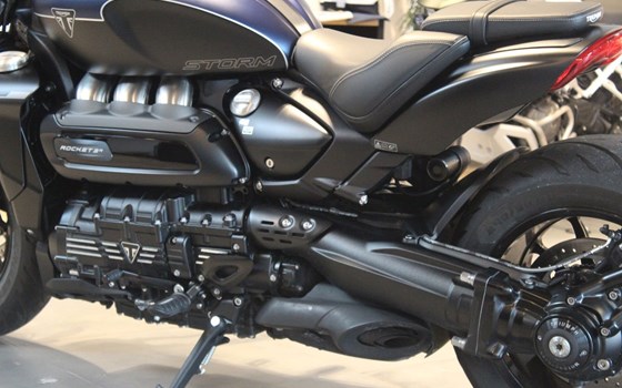 Gebrauchtmotorrad Triumph Rocket 3 Storm R - Bild 3