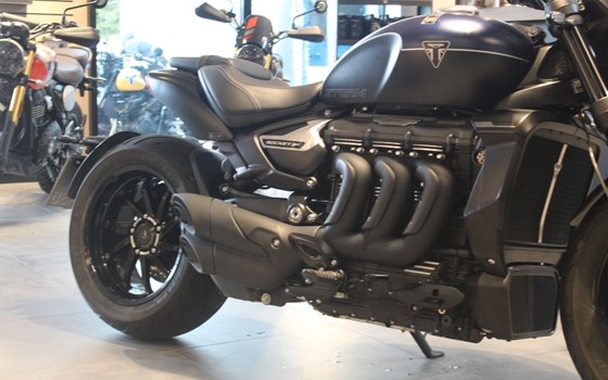 Gebrauchtmotorrad Triumph Rocket 3 Storm R - Bild 9