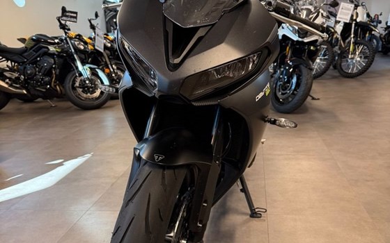 Gebrauchtmotorrad Triumph Daytona 660 - Bild 10