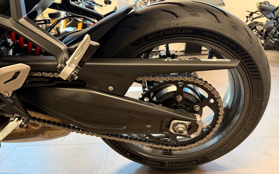 Gebrauchtmotorrad Triumph Daytona 660 - Bild 8