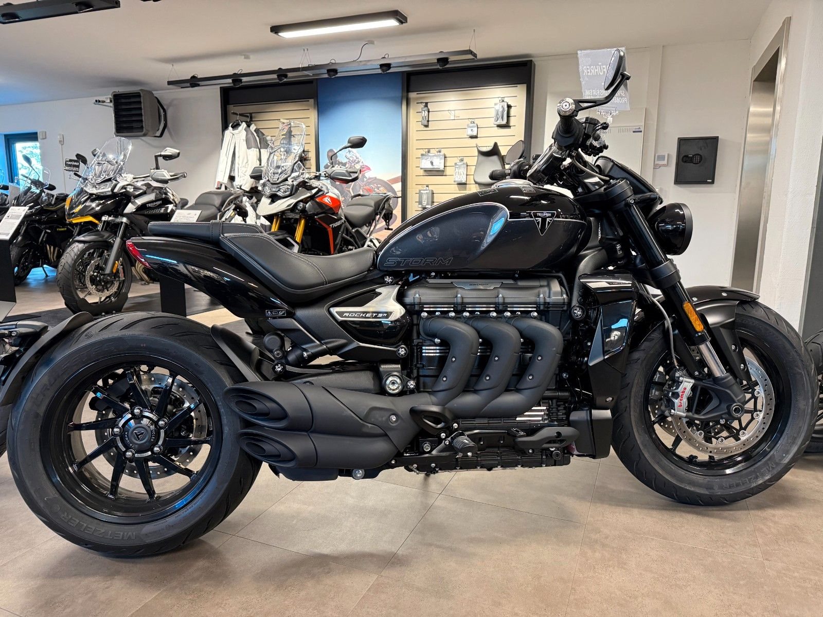 Triumph Rocket 3 Storm R