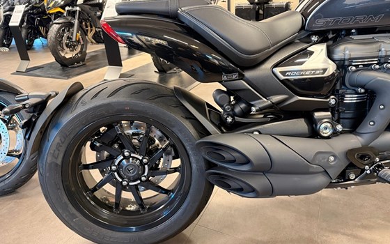 Gebrauchtmotorrad Triumph Rocket 3 Storm R - Bild 2