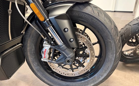Gebrauchtmotorrad Triumph Rocket 3 Storm R - Bild 5