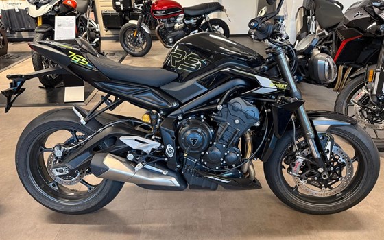 Gebrauchtmotorrad Triumph Street Triple 765 RS - Bild 1