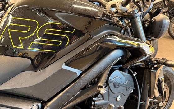 Gebrauchtmotorrad Triumph Street Triple 765 RS - Bild 4