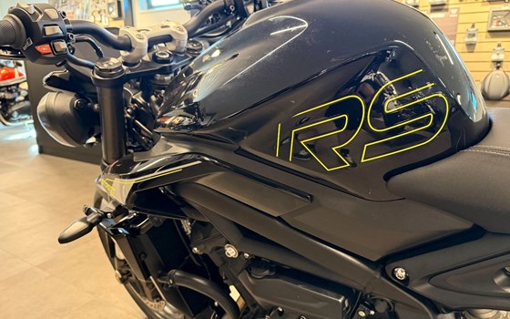 Gebrauchtmotorrad Triumph Street Triple 765 RS - Bild 9