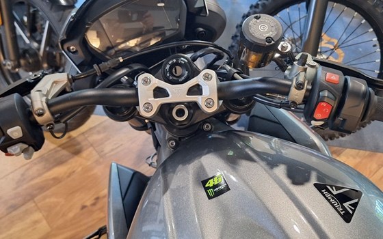 Gebrauchtmotorrad Triumph Street Triple RS - Bild 3