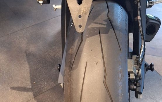 Gebrauchtmotorrad Triumph Street Triple RS - Bild 6