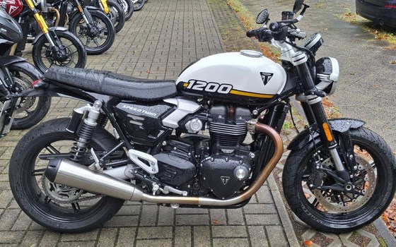 Gebrauchtmotorrad Triumph Speed Twin 1200 - Bild 1