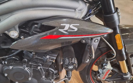Gebrauchtmotorrad Triumph Speed Triple RS - Bild 3