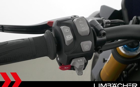 Gebrauchtmotorrad Triumph Speed Triple 1200 RS - Bild 22