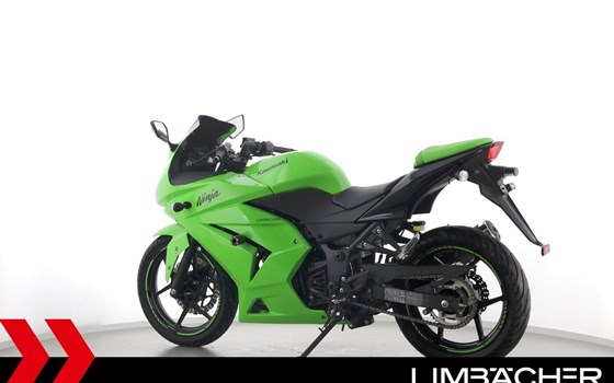 Gebrauchtmotorrad Kawasaki Ninja 250R - Bild 6