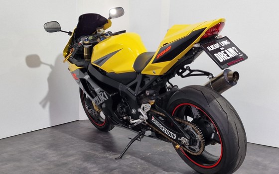 Gebrauchtmotorrad Suzuki GSX-R 750 - Bild 2 Gebrauchtmotorrad Suzuki GSX-R 750 - Bild 2