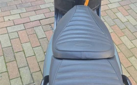 Gebrauchtmotorrad Peugeot Django 50 4T - Bild 6