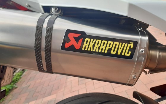 Gebrauchtmotorrad KTM 990 Super Duke R - Bild 11