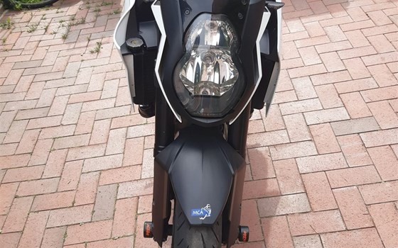 Gebrauchtmotorrad KTM 990 Super Duke R - Bild 5