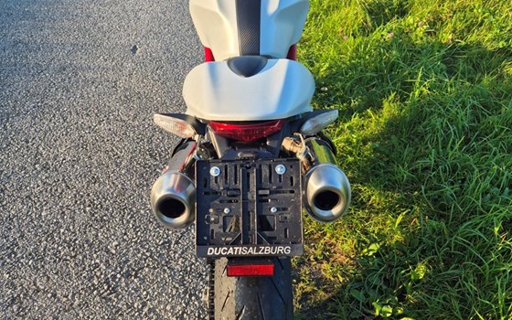 Gebrauchtmotorrad Ducati Monster 796 - Bild 5 Gebrauchtmotorrad Ducati Monster 796 - Bild 5