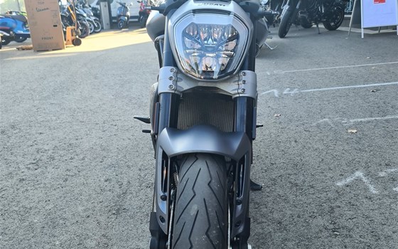 Gebrauchtmotorrad Ducati XDiavel Black Star - Bild 5 Gebrauchtmotorrad Ducati XDiavel Black Star - Bild 5