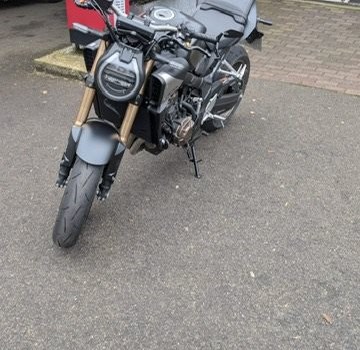 Gebrauchtmotorrad Honda CB650R E-Clutch - Bild 1