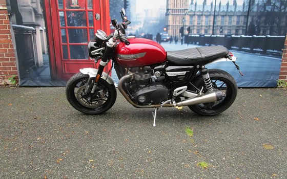 Gebrauchtmotorrad Triumph Speed Twin 1200 - Bild 3