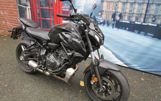 Gebrauchtmotorrad Yamaha MT-07 35kW - Bild 1