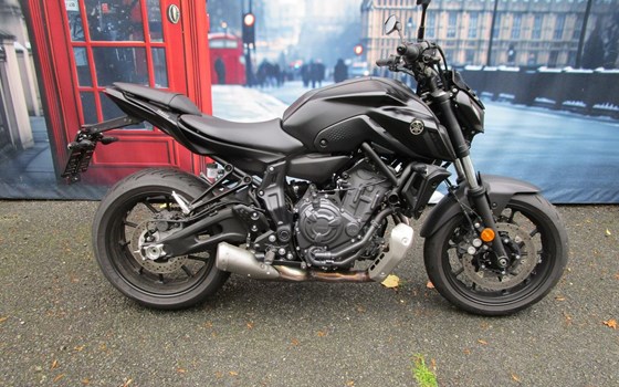 Gebrauchtmotorrad Yamaha MT-07 35kW - Bild 2