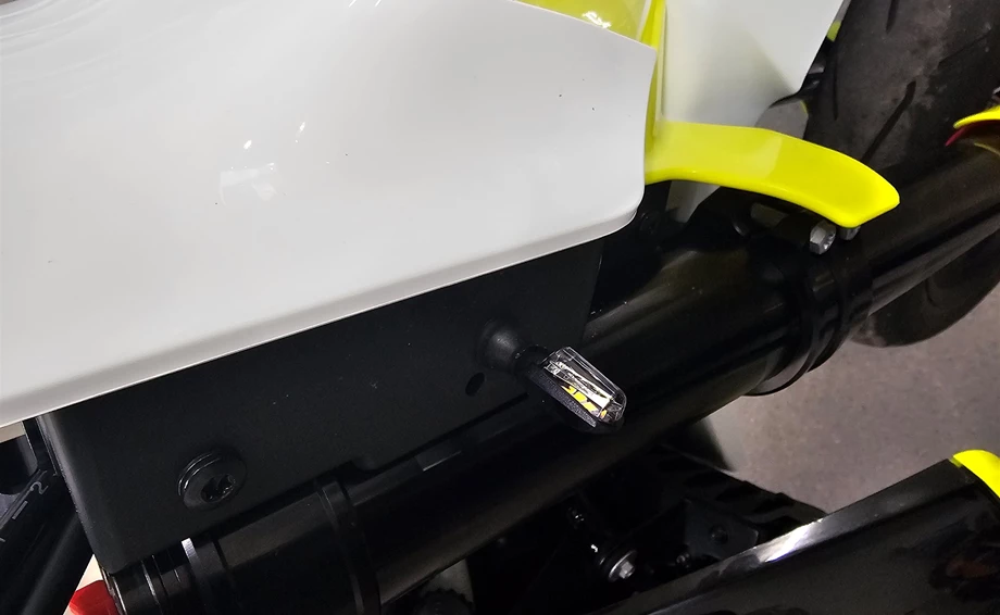 Angebot Husqvarna 701 Supermoto Bild 6: Angebot Husqvarna 701 Supermoto