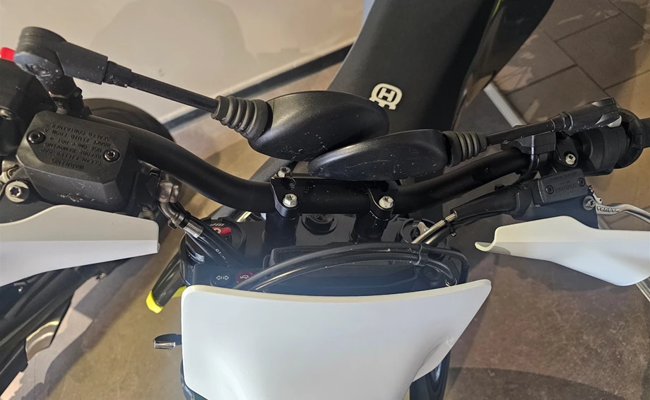 Angebot Husqvarna 701 Supermoto Bild 11: Angebot Husqvarna 701 Supermoto
