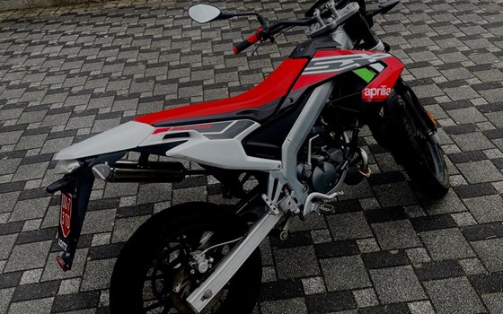 Gebrauchtmotorrad Aprilia SX 50 Supermoto - Bild 14 Gebrauchtmotorrad Aprilia SX 50 Supermoto - Bild 14