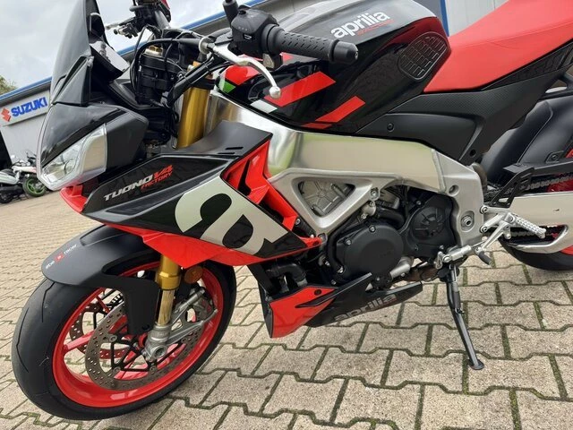 Angebot Aprilia Tuono V4 1100 Factory Bild 7: Angebot Aprilia Tuono V4 1100 Factory