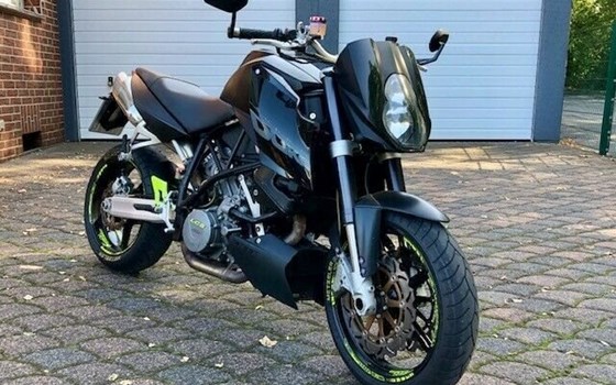 Gebrauchtmotorrad KTM 990 Super Duke - Bild 2
