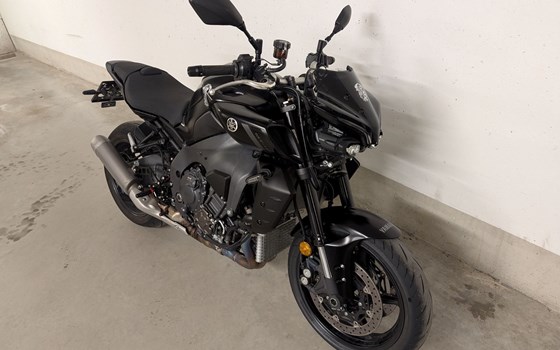 Gebrauchtmotorrad Yamaha MT-10 - Bild 3 Gebrauchtmotorrad Yamaha MT-10 - Bild 3