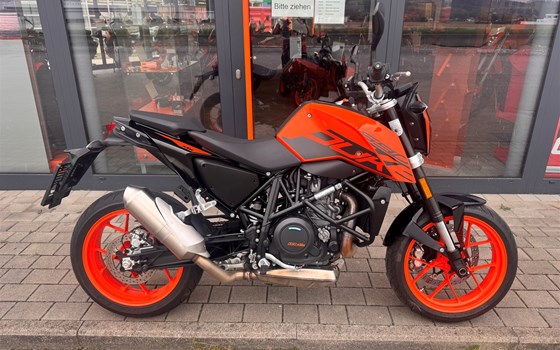 Gebrauchtmotorrad KTM 690 Duke - Bild 2 Gebrauchtmotorrad KTM 690 Duke - Bild 2