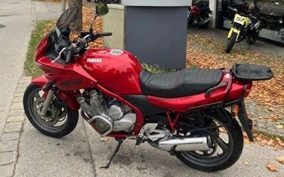 Gebrauchtmotorrad Yamaha XJ 600 - Bild 1