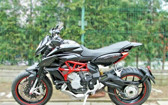 Gebrauchtmotorrad MV Agusta Rivale 800 - Bild 2