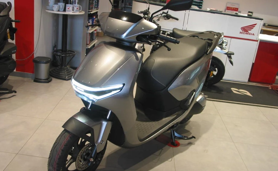 Offer Honda CUV e: Bild 1: Offer Honda CUV e: