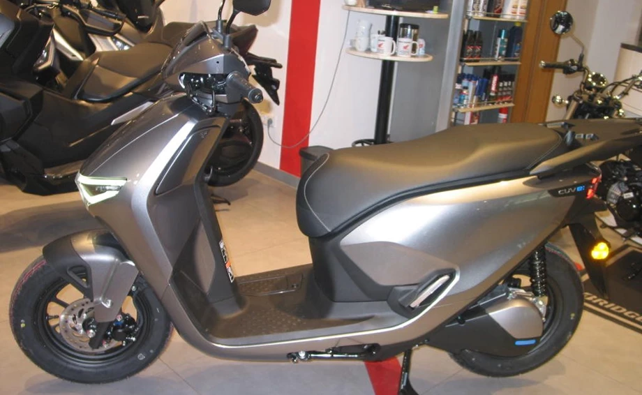 Offer Honda CUV e: Bild 2: Offer Honda CUV e: