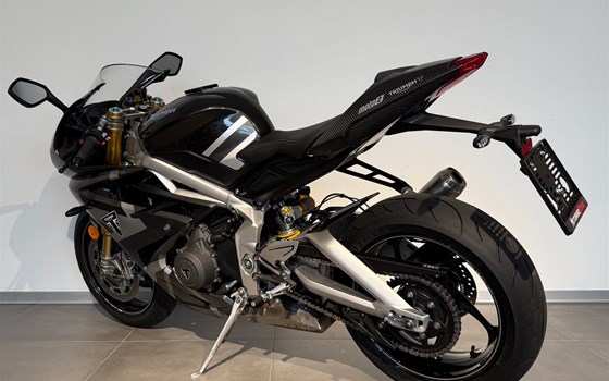 Gebrauchtmotorrad Triumph Daytona 765 Moto2 - Bild 7 Gebrauchtmotorrad Triumph Daytona 765 Moto2 - Bild 7